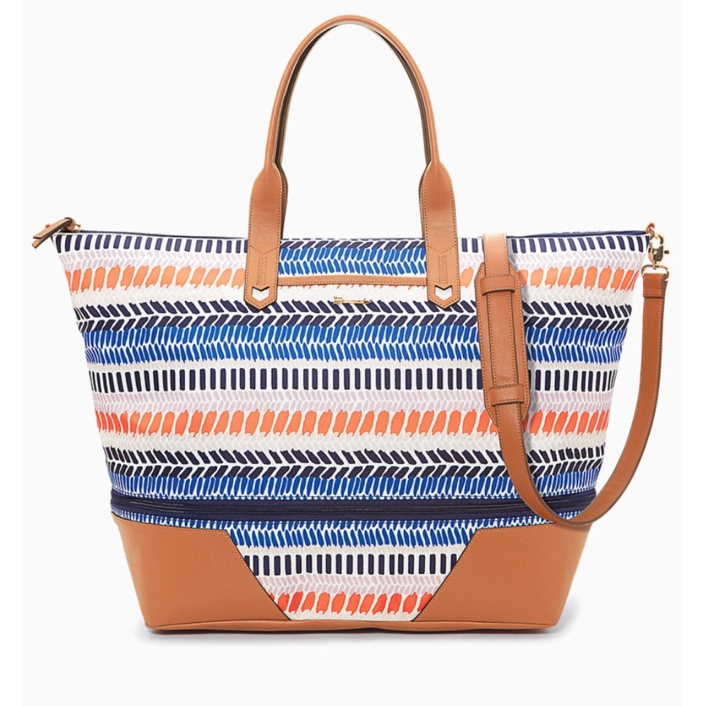Stella & Dot Getaway Tote